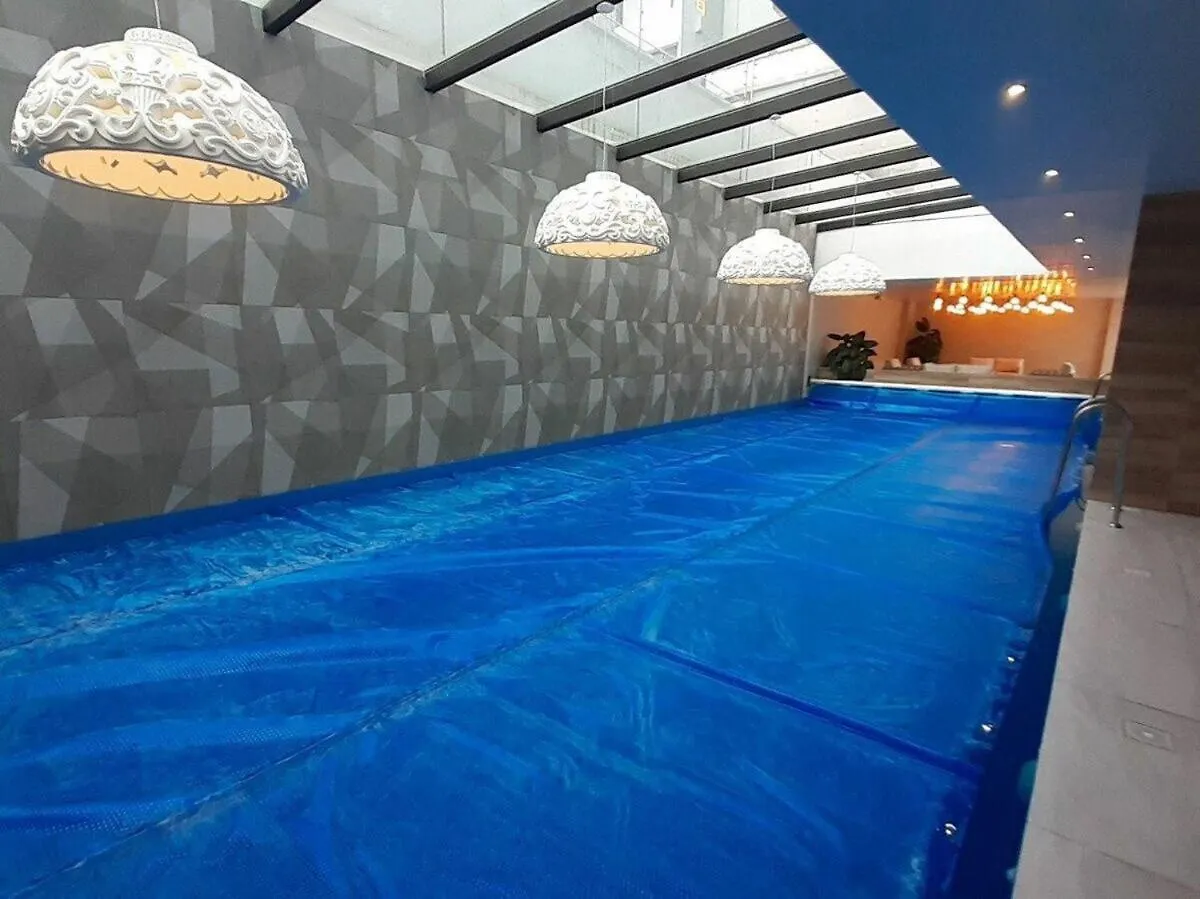 Lovely View Studio Building Heated Pool Gym Turco Wifi Quito Ecuador