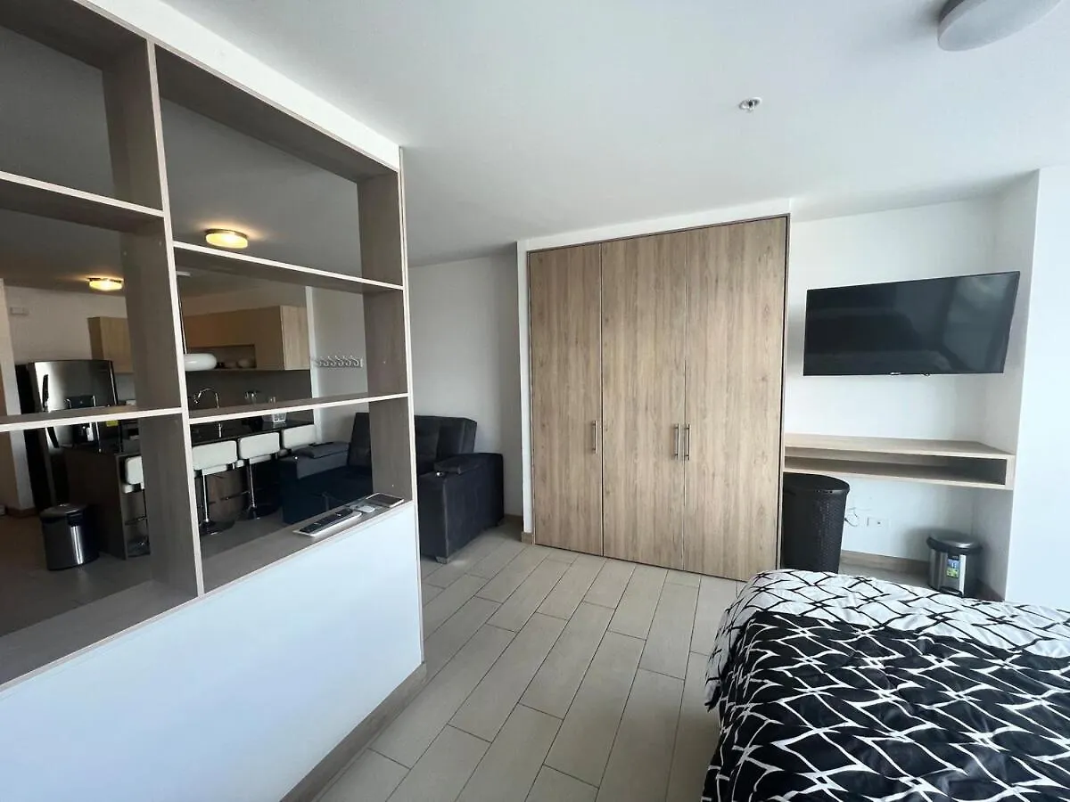 Lovely View Studio Building Heated Pool Gym Turco Wifi Quito 0*,  Ecuador